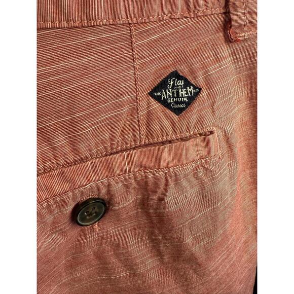 Flag & Anthem Shorts‎ Mens 32 Red Chambray Casual Summer Flat Front Lightweight - Picture 4 of 7